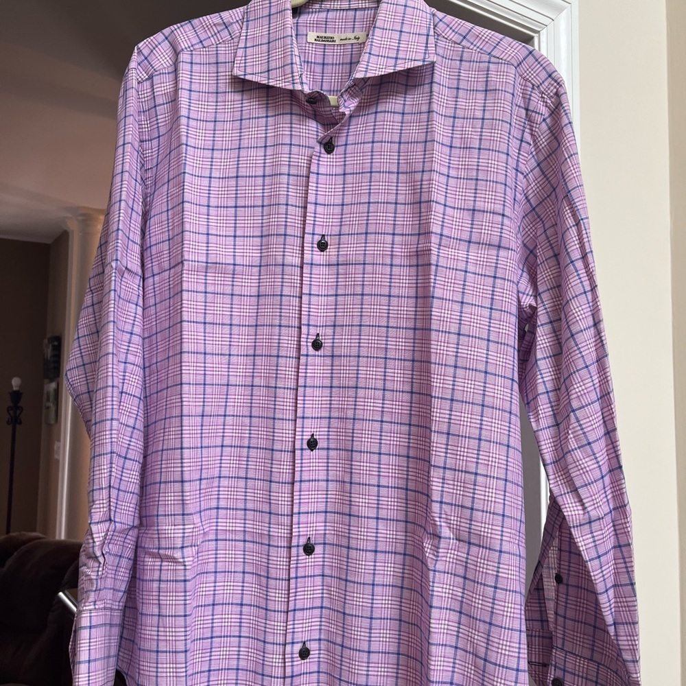Men's Long Sleeve button down. Mauricio Baldassari Size Large perfect condition.